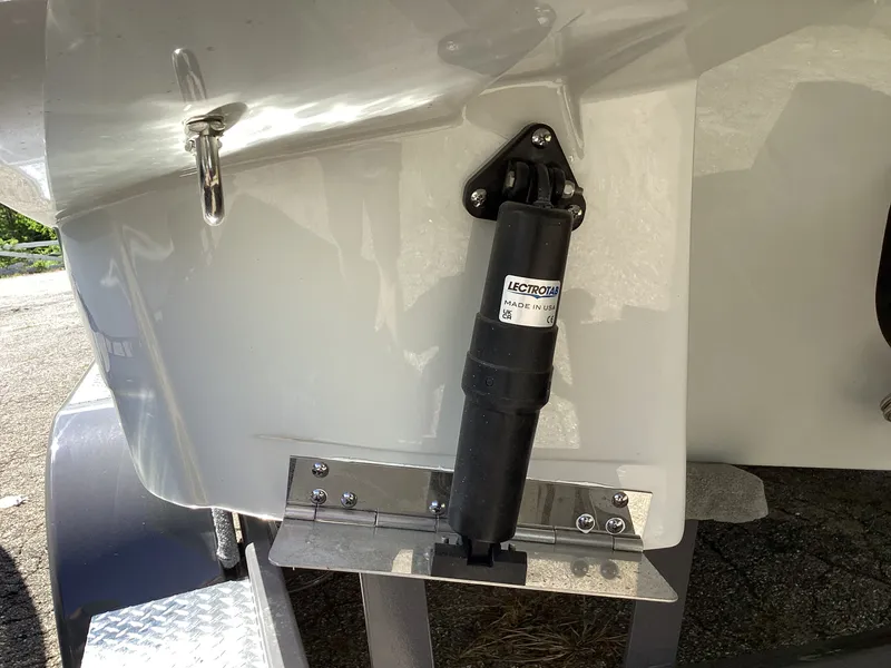 Slide: The Image of Crownline Boats 278 SS 2026 - 64