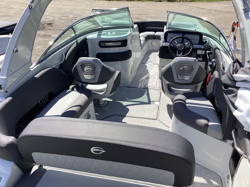 Slide: The Image of Crownline Boats 278 SS 2026 - 60