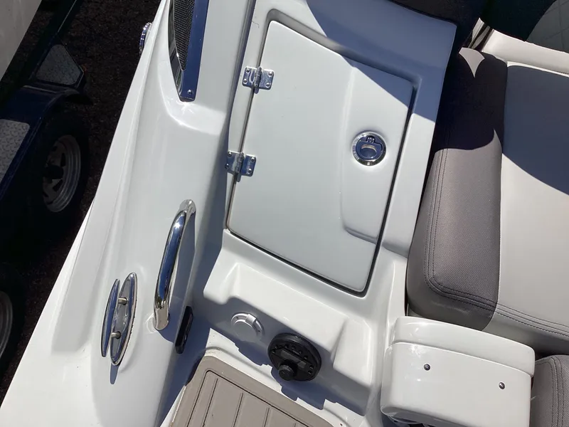 Slide: The Image of Crownline Boats 278 SS 2026 - 56