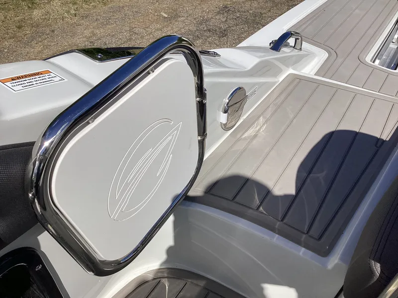 Slide: The Image of Crownline Boats 278 SS 2026 - 51