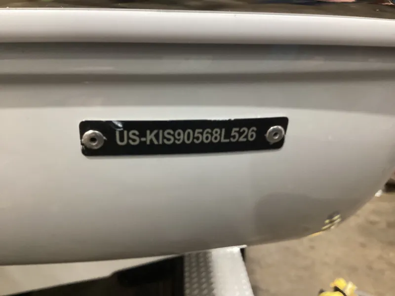 Slide: The Image of Crownline Boats 240 SS 2026 - 1