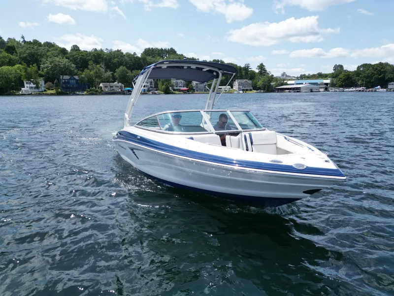 Slide: The Image of Crownline Boats 220 SS 2026 - 20