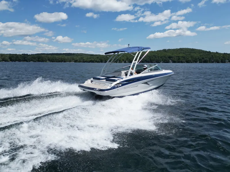 Slide: The Image of Crownline Boats 220 SS 2026 - 26