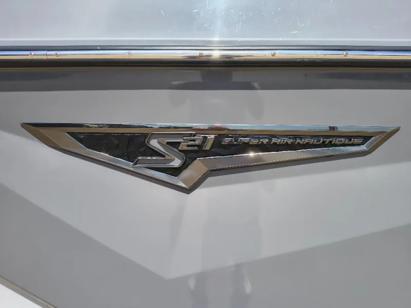 Slide: The Image of Nautique S21 2022 - 24