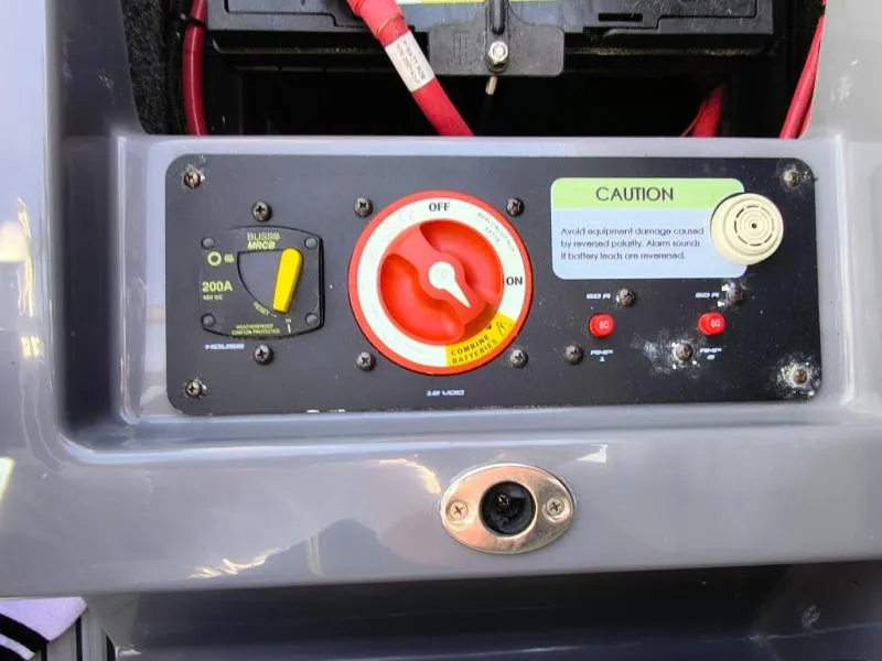 Slide: The Image of Nautique S21 2022 - 25