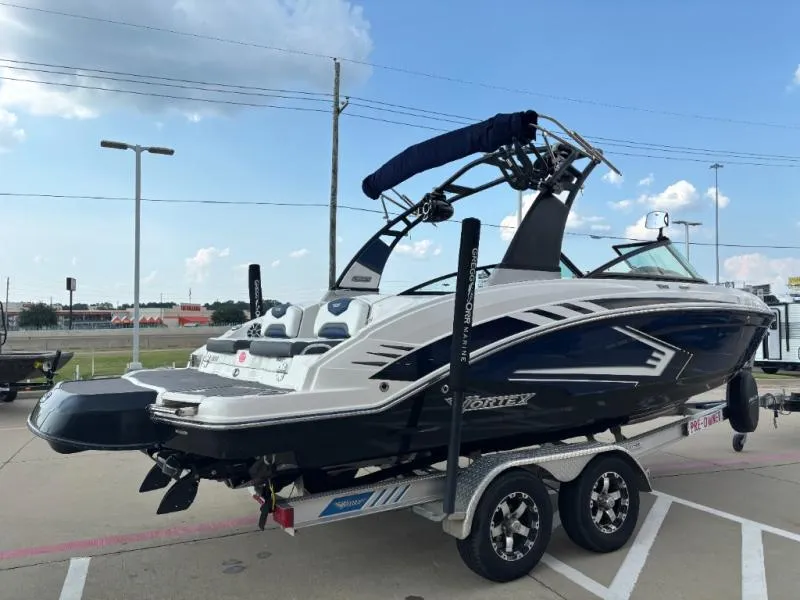Slide: The Image of Chaparral VRX223 2019 - 4