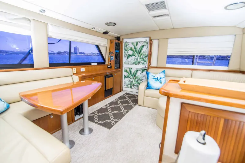 Slide: The Image of Riviera 43 Open Flybridge 1999 - 22