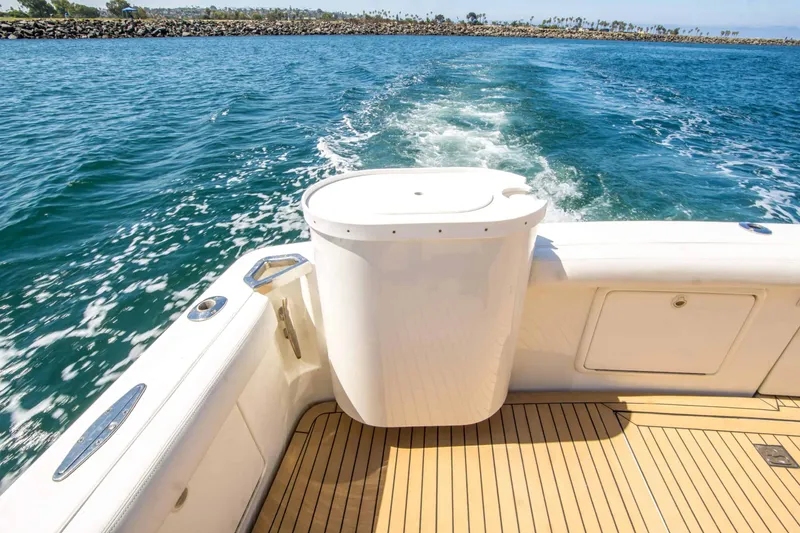 Slide: The Image of Riviera 43 Open Flybridge 1999 - 14