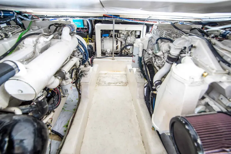 Slide: The Image of Riviera 43 Open Flybridge 1999 - 30