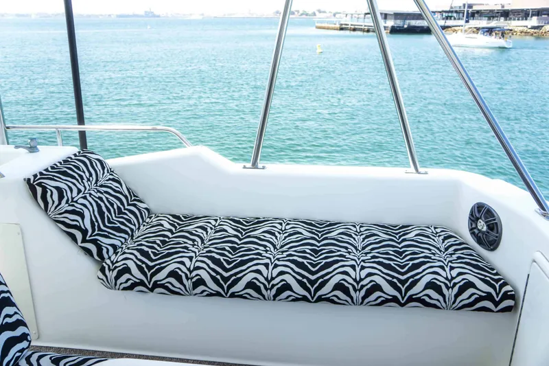 Slide: The Image of Riviera 43 Convertible 1999 - 11