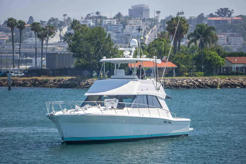 Slide: The Image of Riviera 43 Convertible 1999 - 4