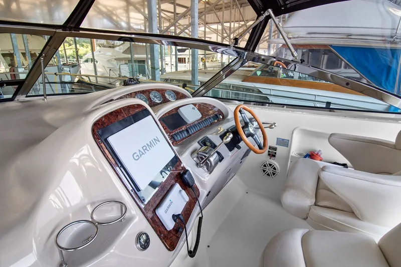Slide: The Image of Sea Ray 380 Sundancer 2003 - 34