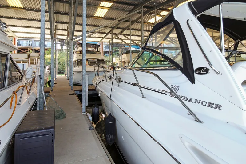 Slide: The Image of Sea Ray 380 Sundancer 2003 - 23