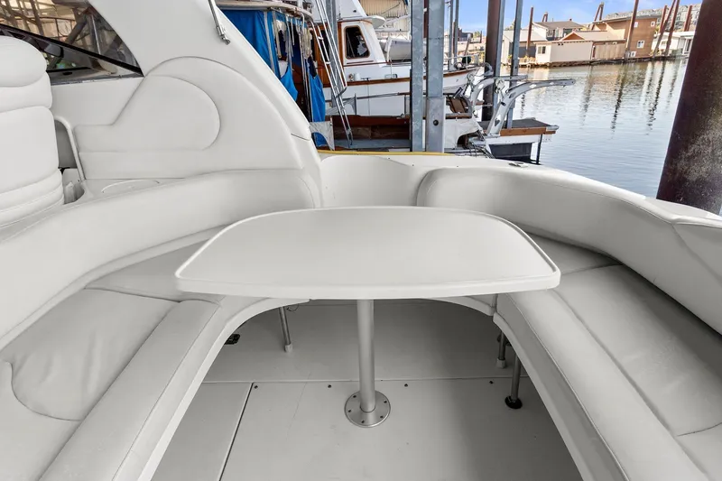 Slide: The Image of Sea Ray 380 Sundancer 2003 - 30
