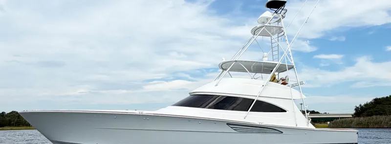 The Image of Viking 70 Convertible 2027 - 0