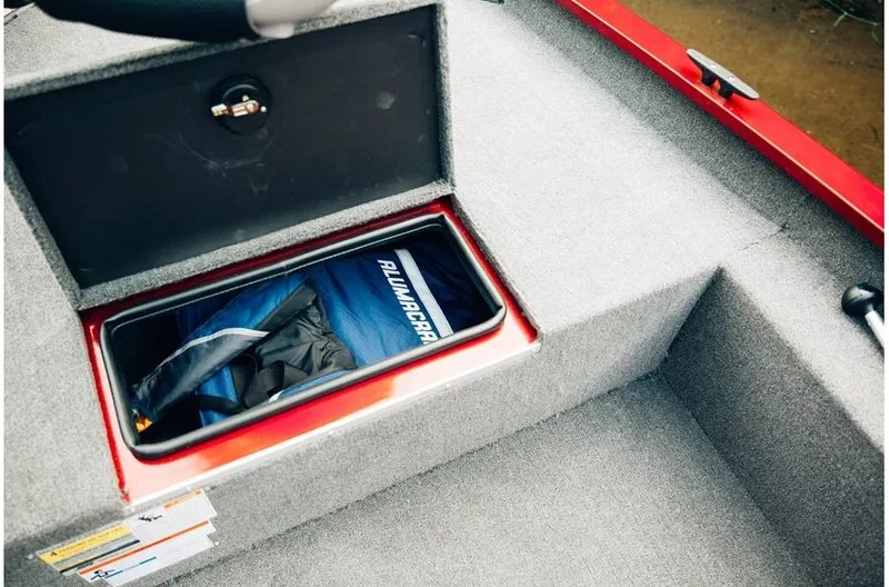 Slide: The Image of Alumacraft 165 Prowler 2018 - 12