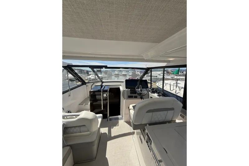 Slide: The Image of Regal 36 Grande Coupe 2021 - 14