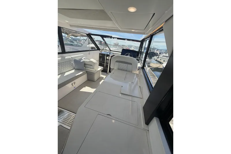 Slide: The Image of Regal 36 Grande Coupe 2021 - 12