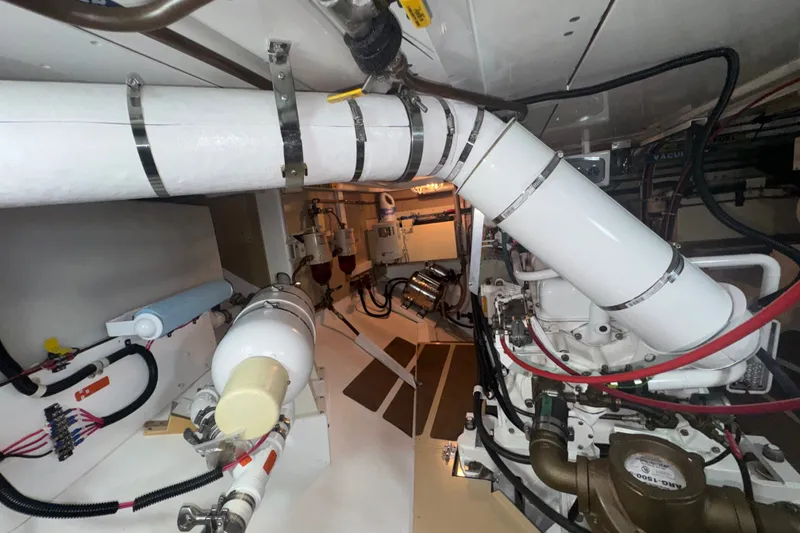 Slide: The Image of Islander 55 1983 - 68