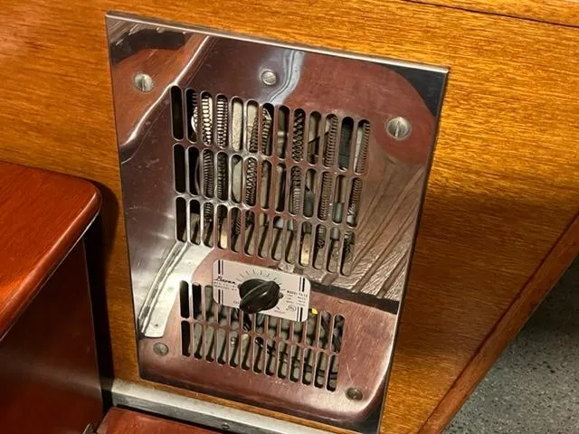 Slide: The Image of Pacemaker 32 Flybridge 1965 - 37
