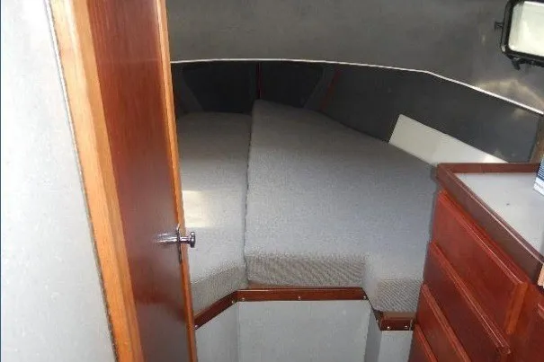 Slide: The Image of Norvelle 3210 Explorer 2004 - 5