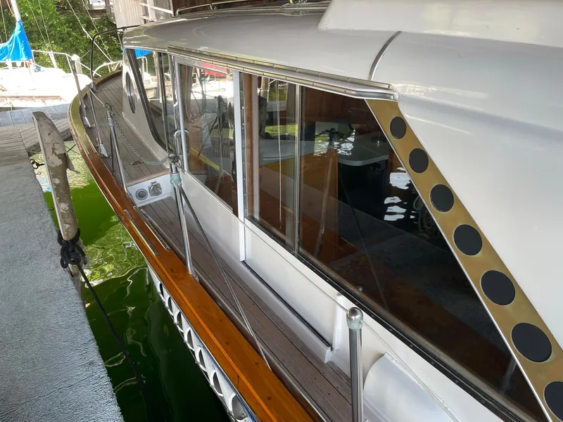 Slide: The Image of Chris-Craft Conqueror 1961 - 13