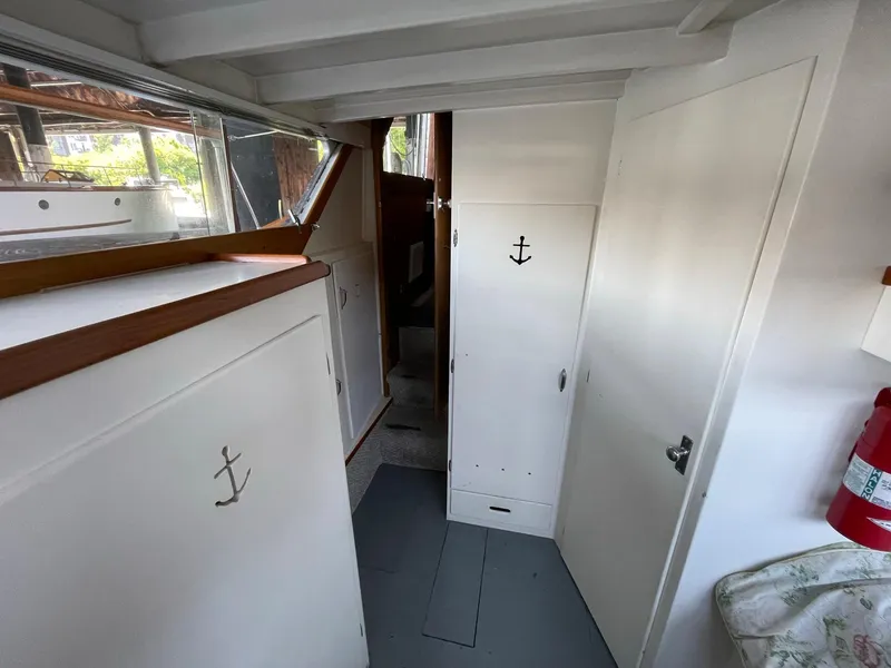 Slide: The Image of Chris-Craft Conqueror 1961 - 29