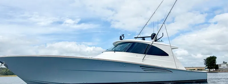 The Image of Viking 64 Sport Coupe 2027 - 0