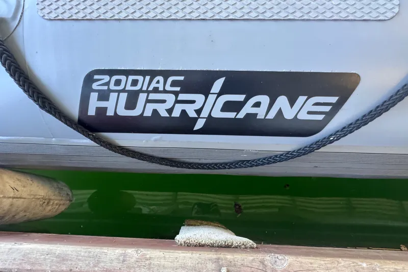 Slide: The Image of Zodiac Hurricane 2004 - 14