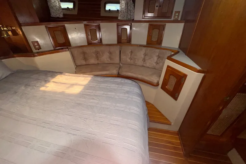 Slide: The Image of Lancer Motor Sailer 1984 - 26