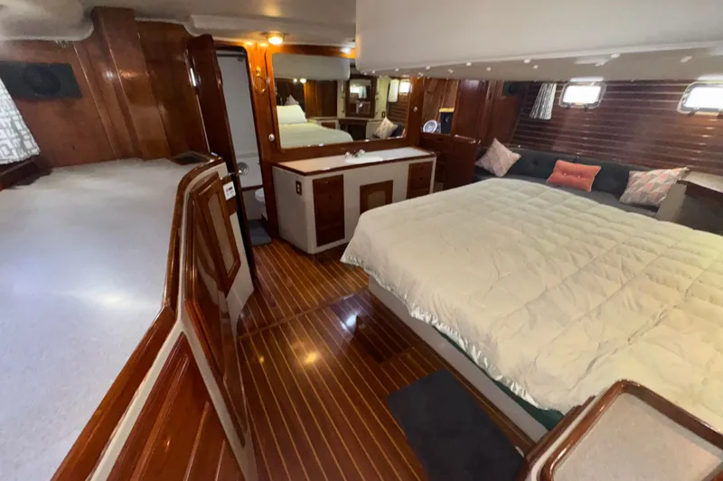 Slide: The Image of Lancer Motor Sailer 1984 - 18
