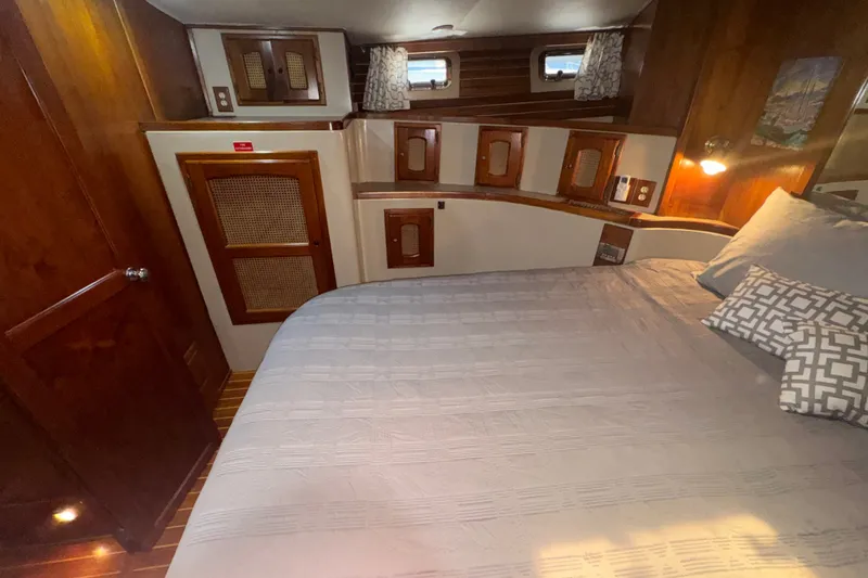 Slide: The Image of Lancer Motor Sailer 1984 - 25