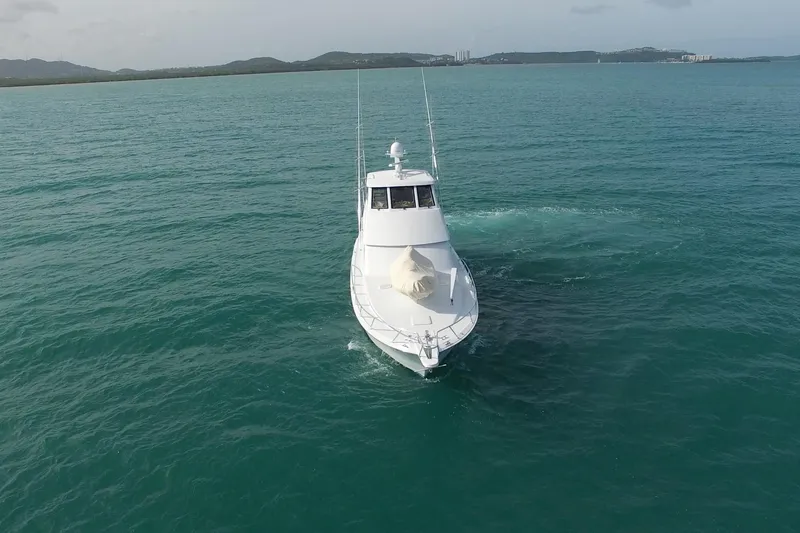 Slide: The Image of Hatteras 65 Convertible 2004 - 54