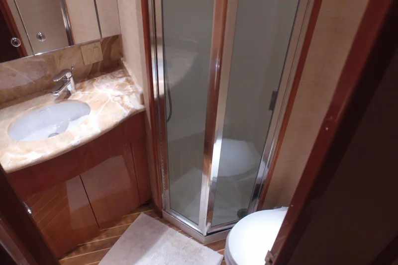 Slide: The Image of Hatteras 65 Convertible 2004 - 27