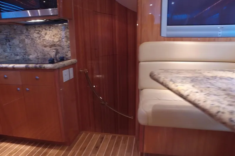 Slide: The Image of Hatteras 65 Convertible 2004 - 13