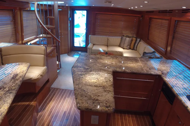 Slide: The Image of Hatteras 65 Convertible 2004 - 11