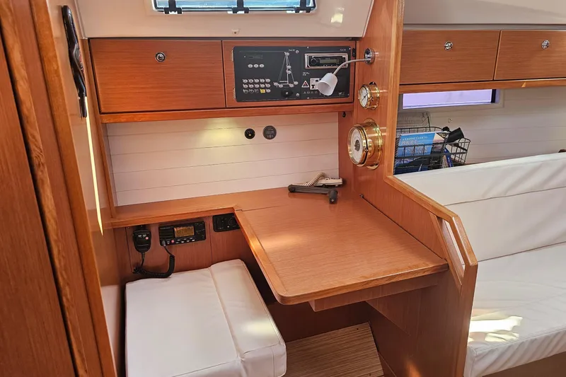 Slide: The Image of Bavaria Cruiser 36 2011 - 6