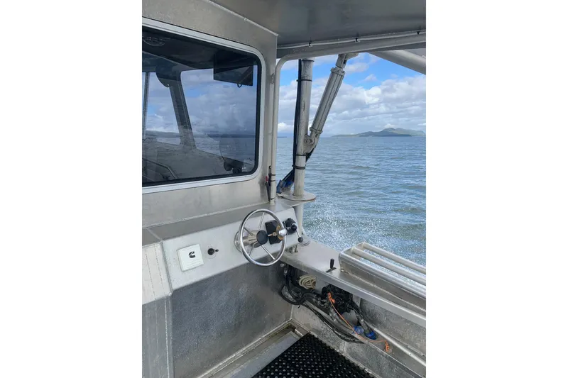 Slide: The Image of Custom Aluminum Crabber 2021 - 23