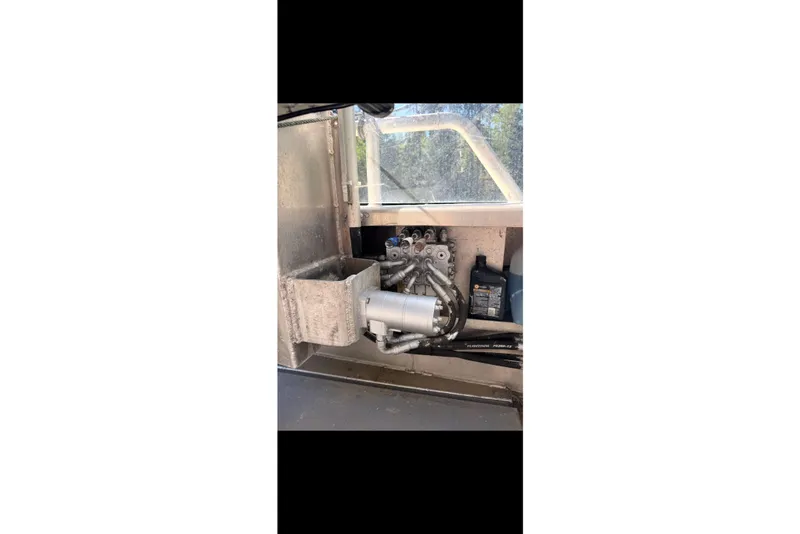 Slide: The Image of Custom Aluminum Crabber 2021 - 43