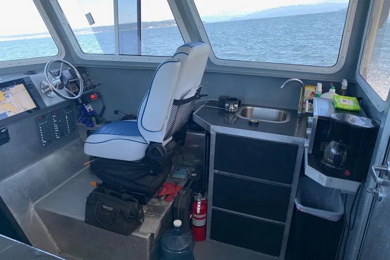 Slide: The Image of Custom Aluminum Crabber 2021 - 10