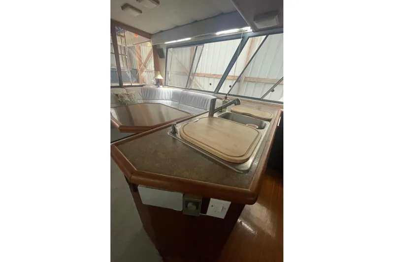 Slide: The Image of Bayliner 4588 Pilothouse 1988 - 7