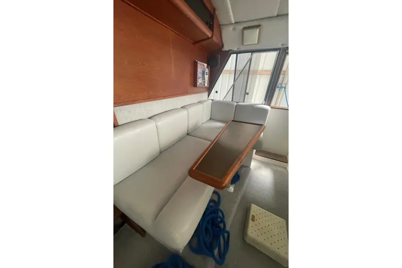 Slide: The Image of Bayliner 4588 Pilothouse 1988 - 8