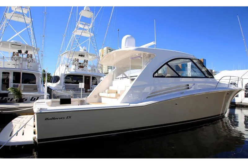 The Image of Hatteras GT45X 2022 - 2