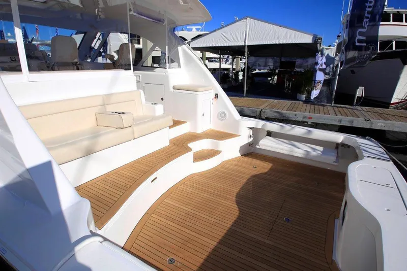Slide: The Image of Hatteras GT45X 2022 - 5