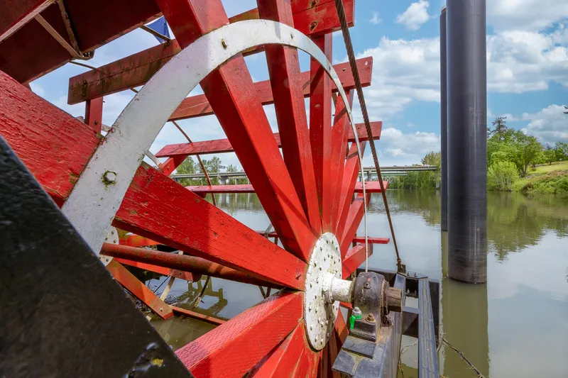 Slide: The Image of Custom Howdy Eidelman Sternwheeler - Jack Sarin 1990 - 113