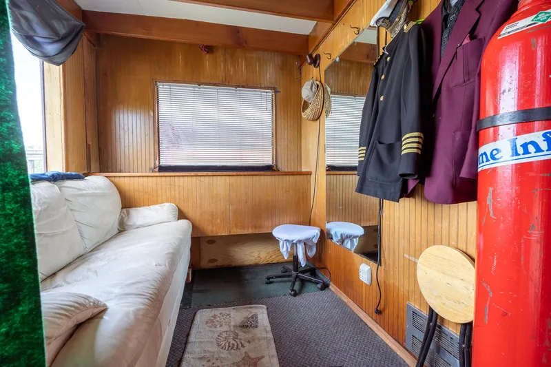 Slide: The Image of Custom Howdy Eidelman Sternwheeler - Jack Sarin 1990 - 77