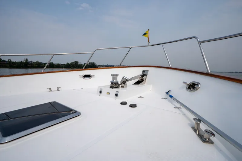 Slide: The Image of Outer Motor Yacht 2009 - 38