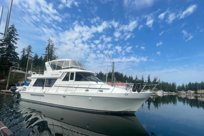 Slide: The Image of Canoe 50 Pilothouse Luxury Yacht 2002 - 72