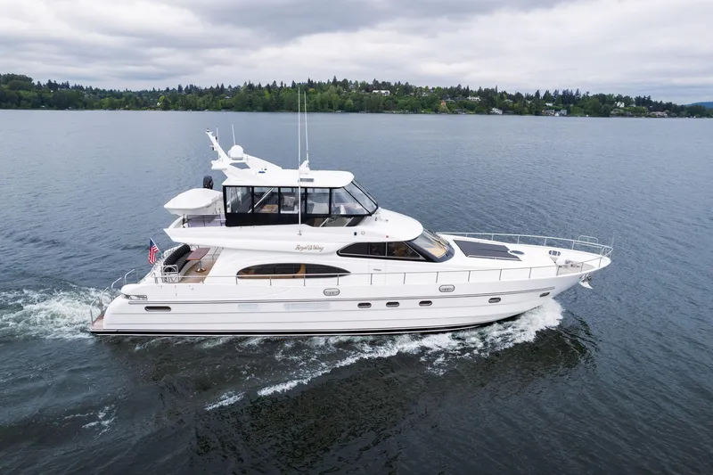 Slide: The Image of Vitech 68' Vitech Pilothouse 1999 - 96