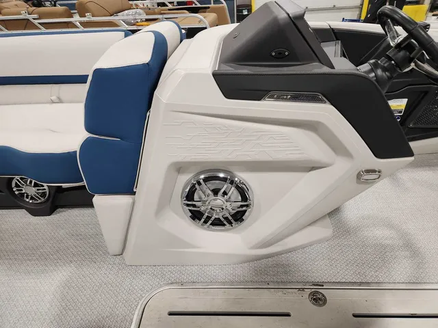Slide: The Image of Avalon 2585 25 Catalina QL 2026 - 19